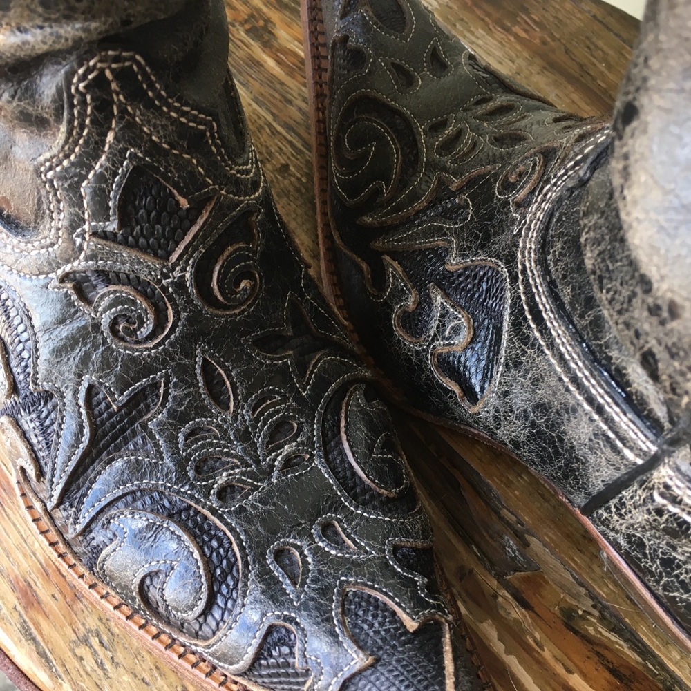 Corral Vintage size 10 boots
